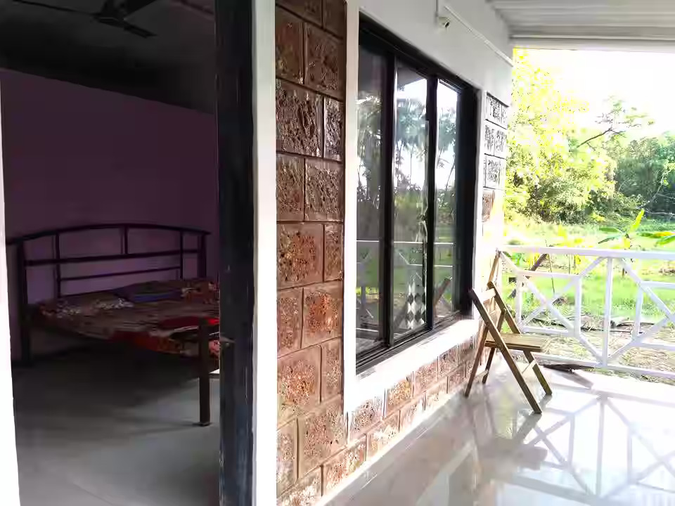 Morya Beach House, Shriwardhan